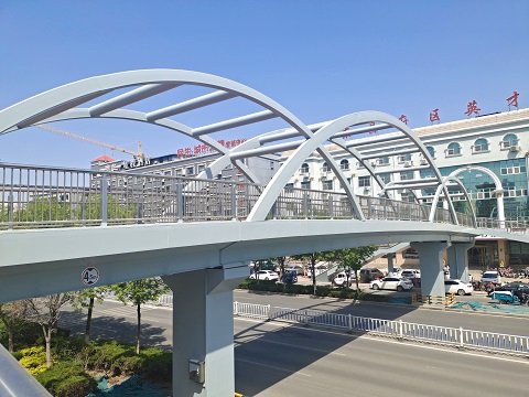 振兴路实验中学过街天桥工程.jpg